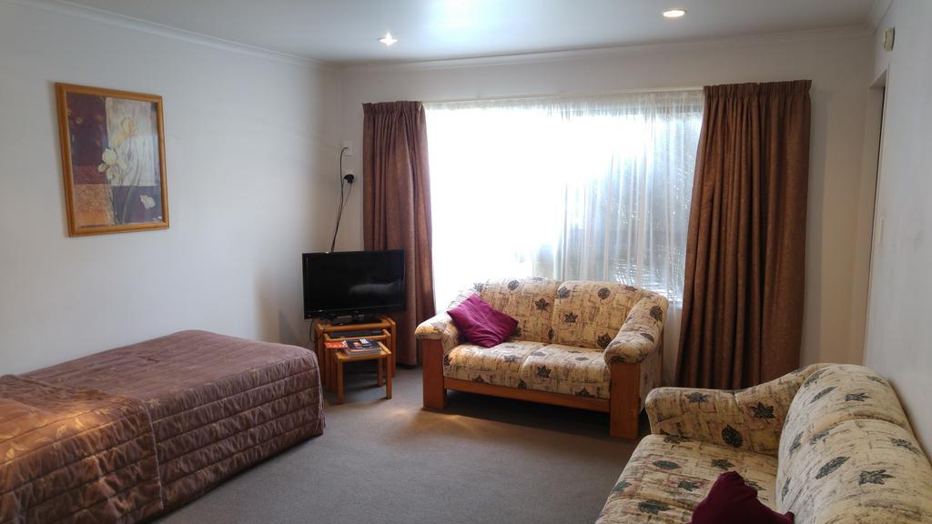 Hobson'S Choice Motel ดาร์กาวิลล์ ห้อง รูปภาพ