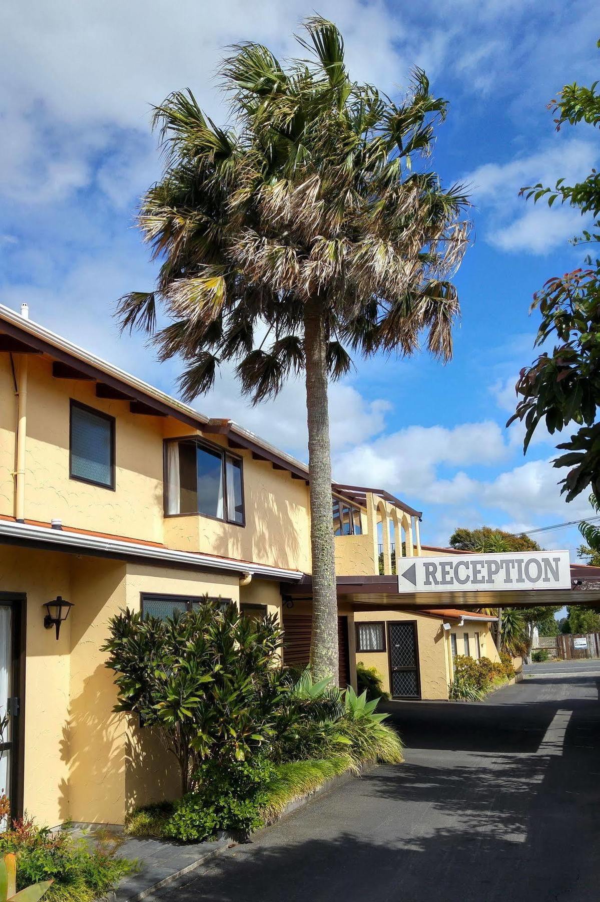 Hobson'S Choice Motel ดาร์กาวิลล์ ภายนอก รูปภาพ
