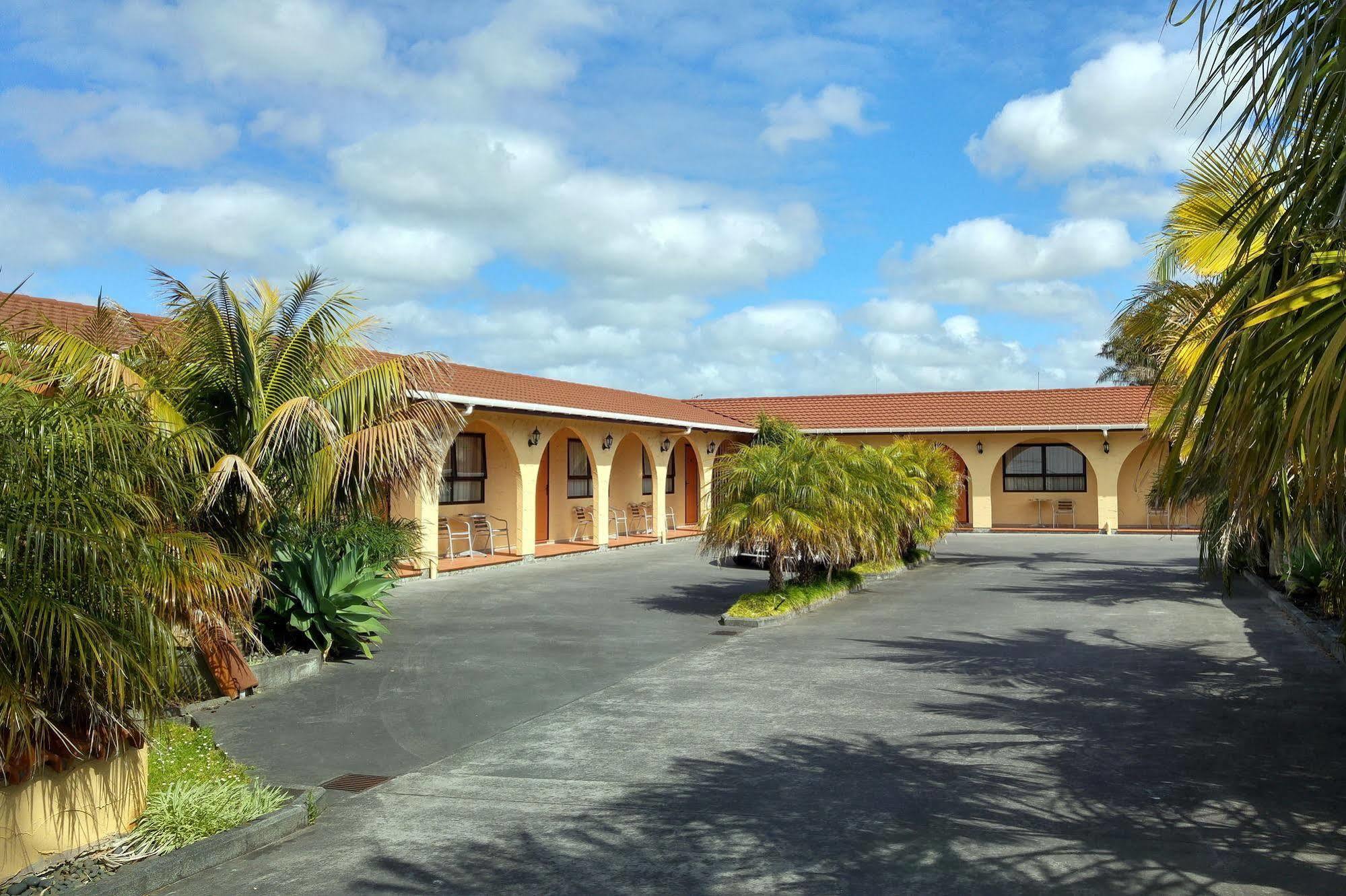 Hobson'S Choice Motel ดาร์กาวิลล์ ภายนอก รูปภาพ
